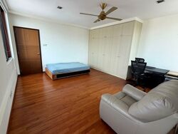Phillips Avenue (D19), Semi-Detached #572256371
